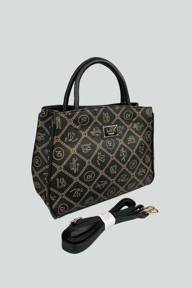 Μαύρη τσάντα ώμου με μαύρες λεπτομέρειες και σχέδια