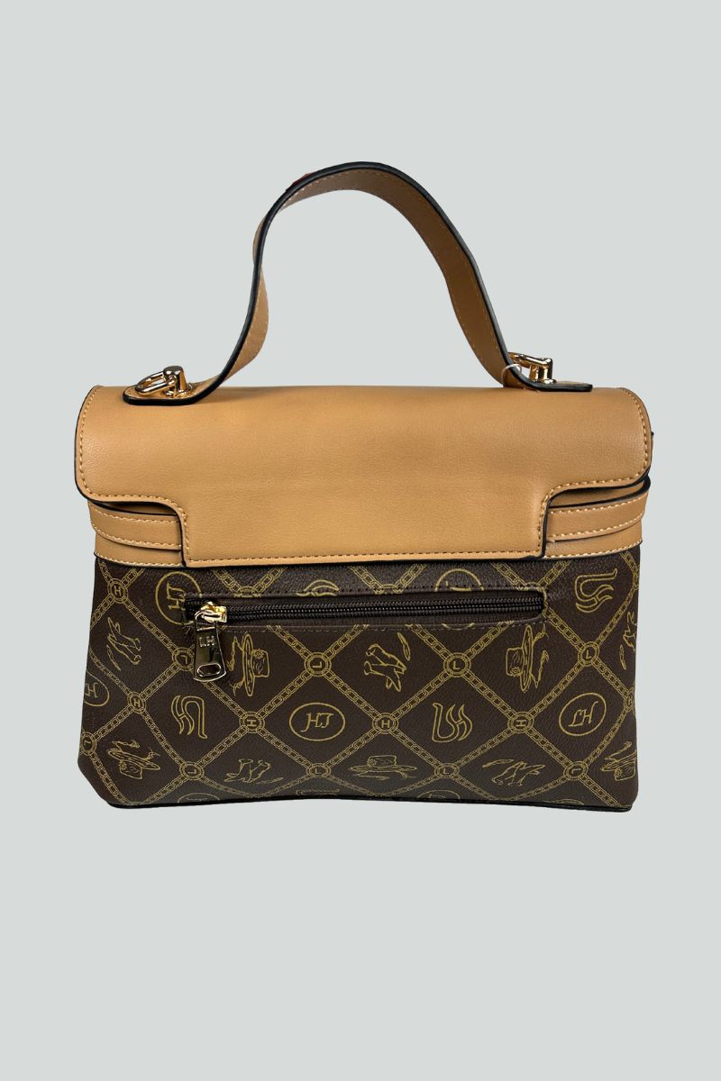 Μικρή nude τσάντα με λεπτομέριες από δερματίνη