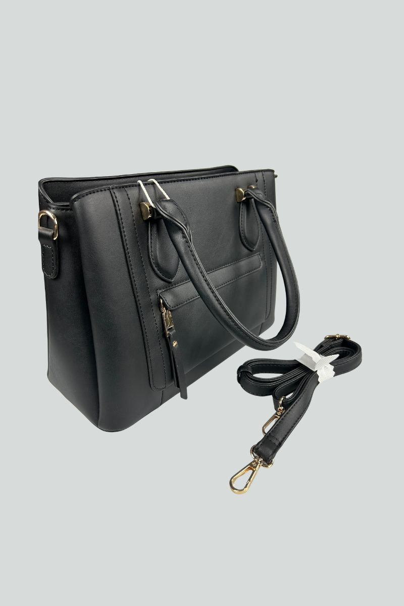 Μαύρη τσάντα μεσαίου μεγέθους με αποσπώμενο λουράκι ώμου