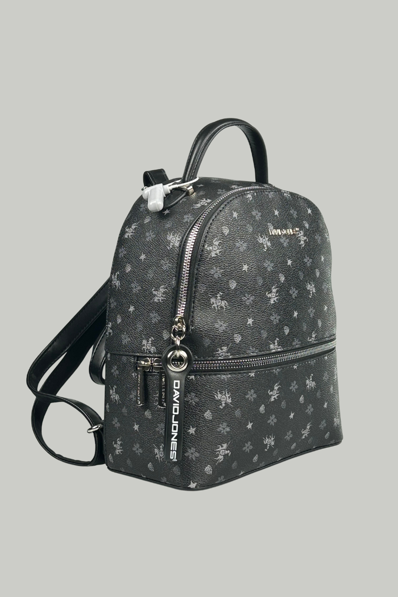 Γυναικείο μαύρο σακίδιο πλάτης με ρυθμιζόμενα λουράκια